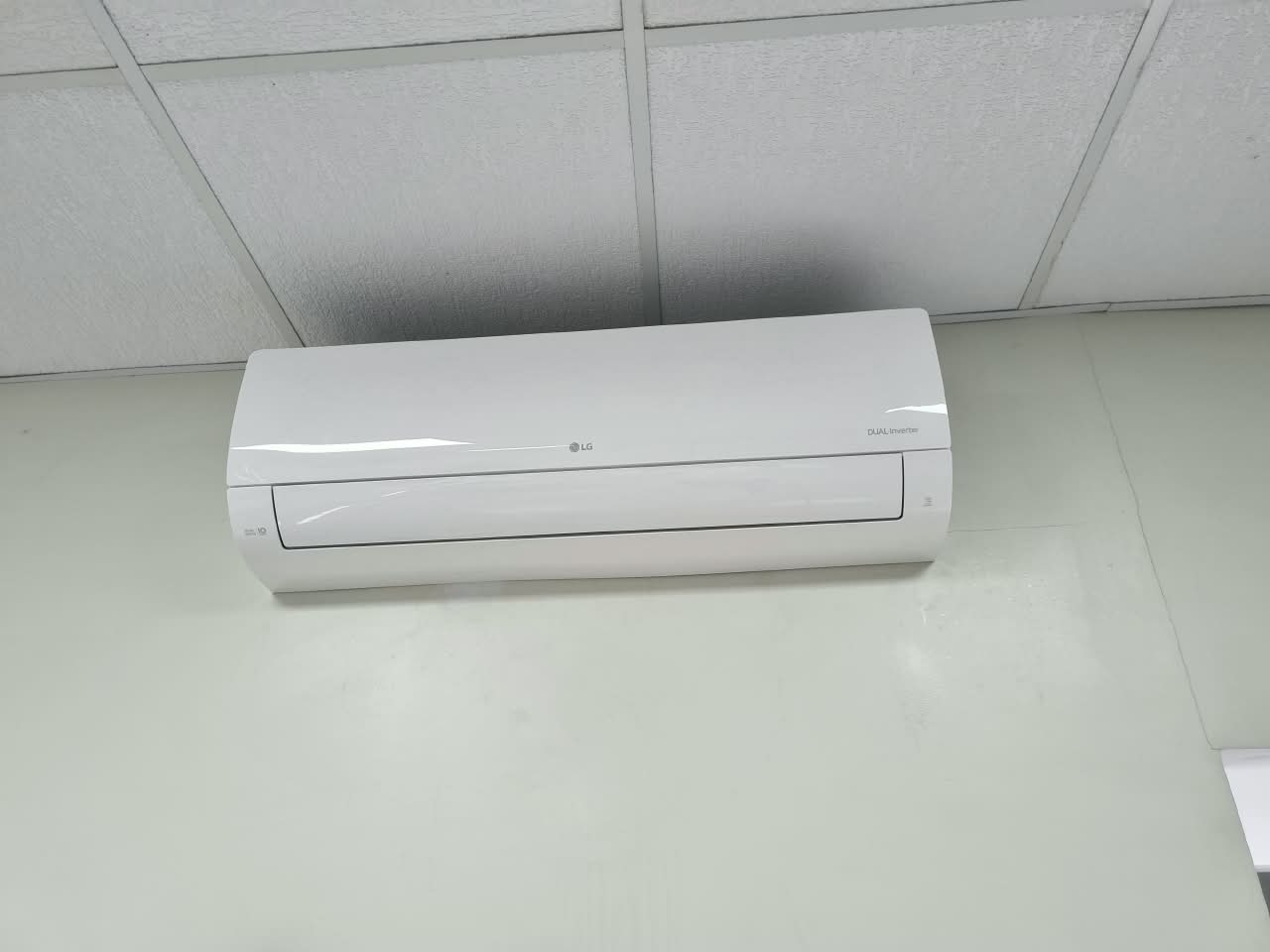 Equipo de aire acondicionado instalado