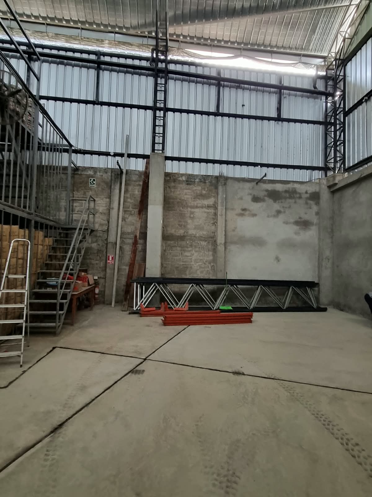 Viga reticulada lista para montaje en obra