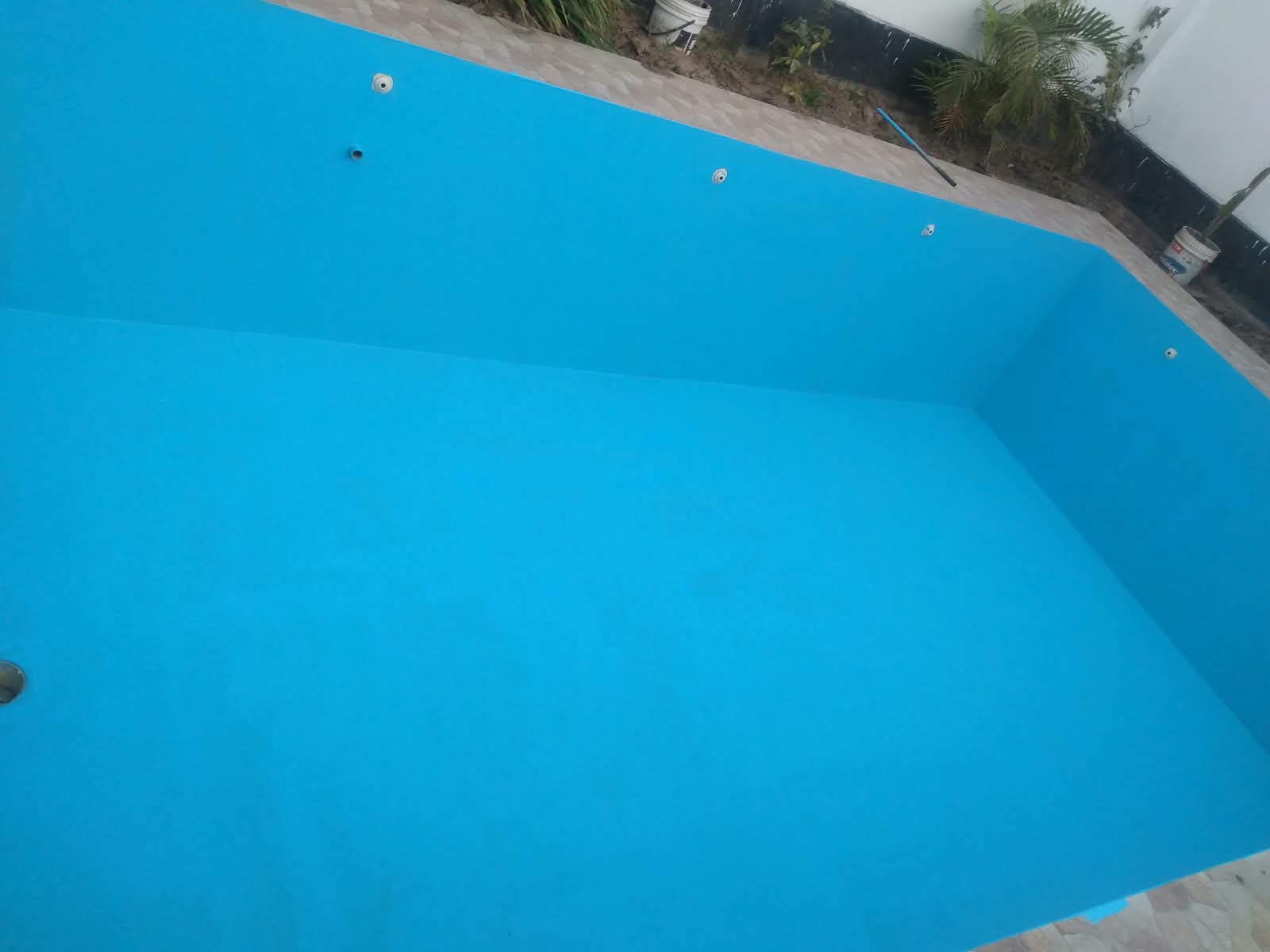 Piscina terminada tras el mantenimiento