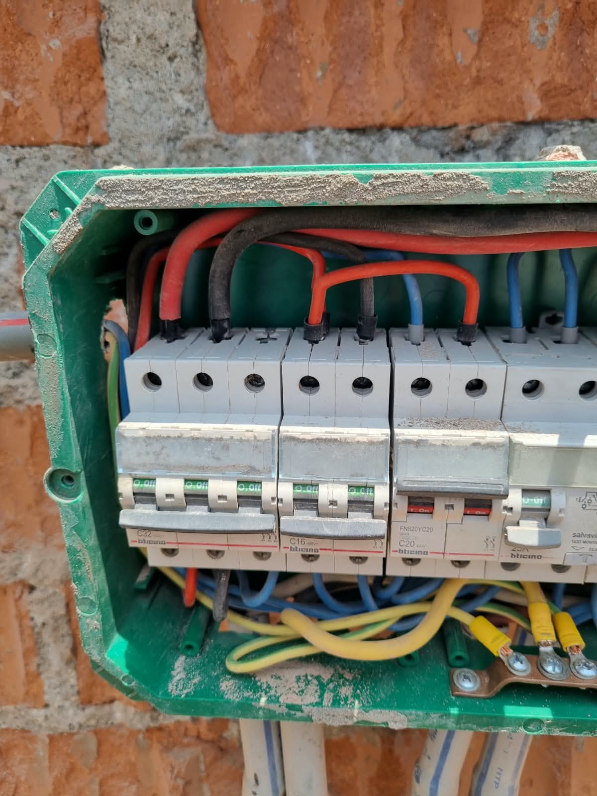 Ampliación de tablero eléctrico
